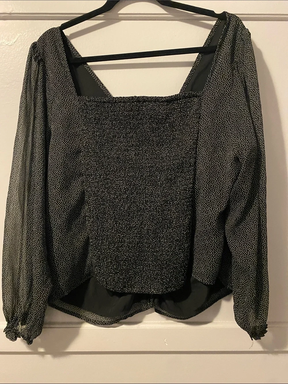 Abercrombie & Fitch Black and White Polka Dot V-Back Blouse